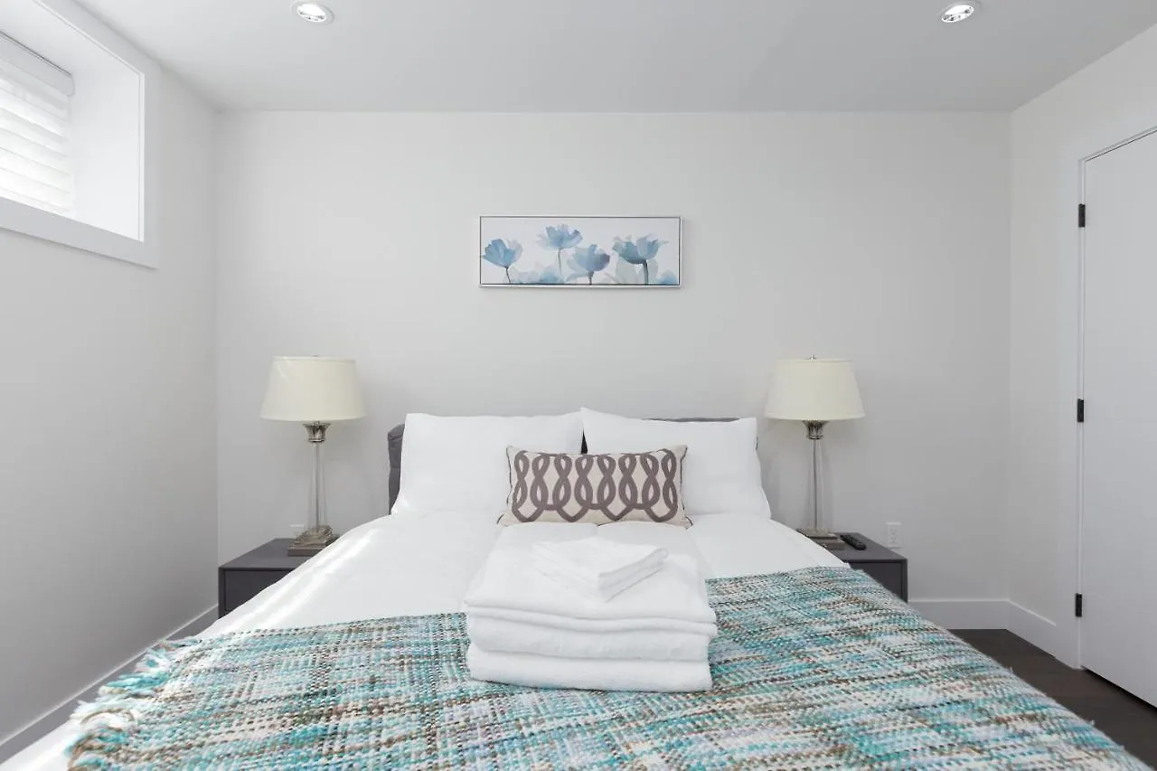 Holiday home Cozy 3Bdr Suite Near Queen Elizabeth Park Vancouver Canada