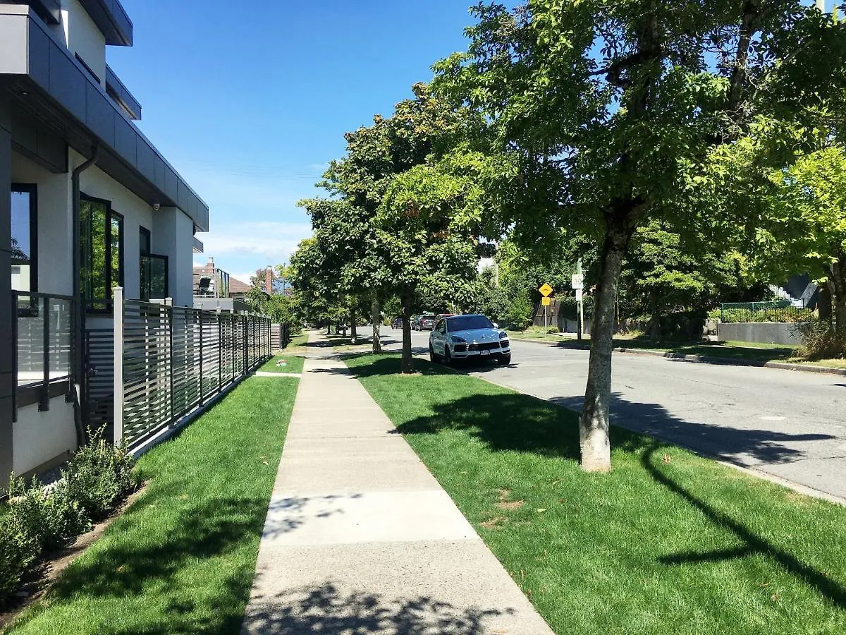 Cozy 3Bdr Suite Near Queen Elizabeth Park Vancouver