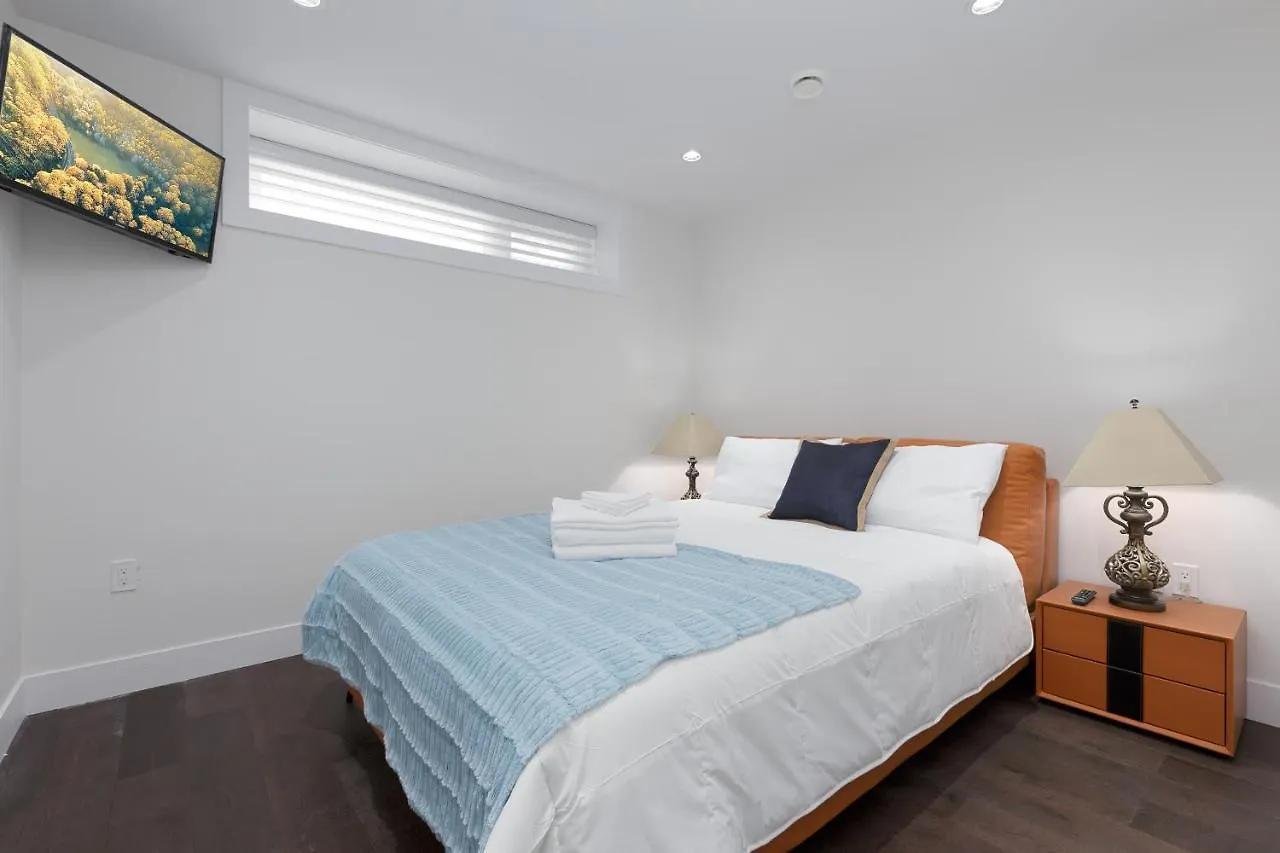 Cozy 3Bdr Suite Near Queen Elizabeth Park Vancouver Ferienhaus